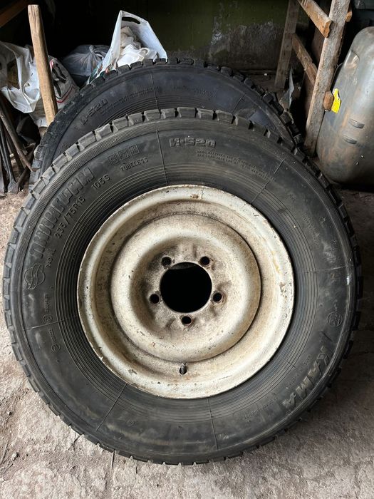 Резина на УАЗ 15r 215/90
