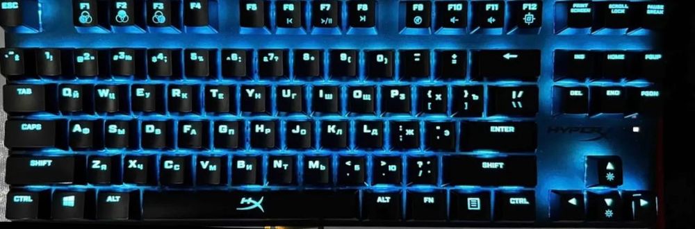 HyperX Alloy Origins (blue switch)