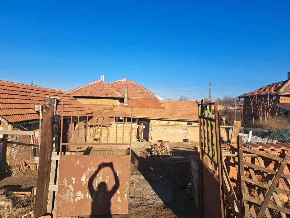 Продава се Къща в Долни Дъбник - 500 кв.м за 36 €/кв.м - Снимка #5