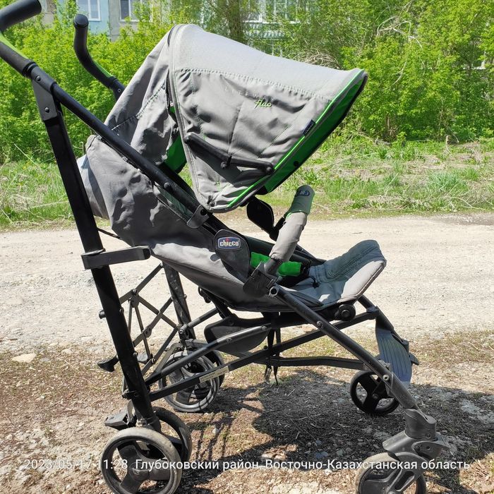 Продам коляску Chicco