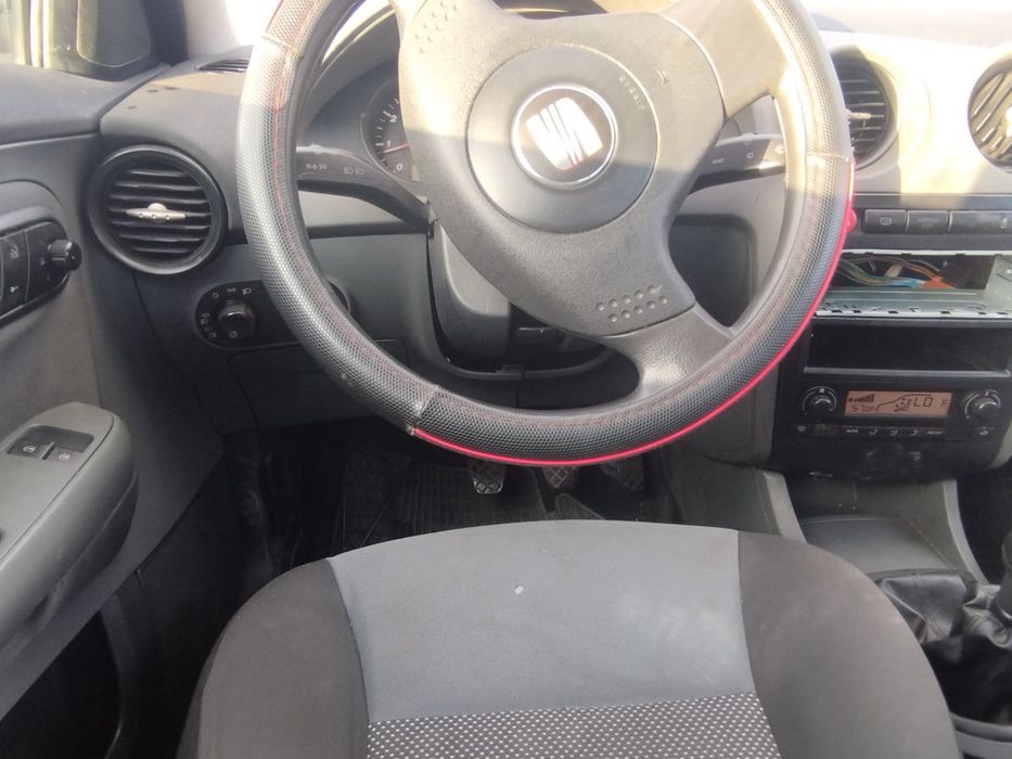 Seat Ibiza 1.4i / 2005година