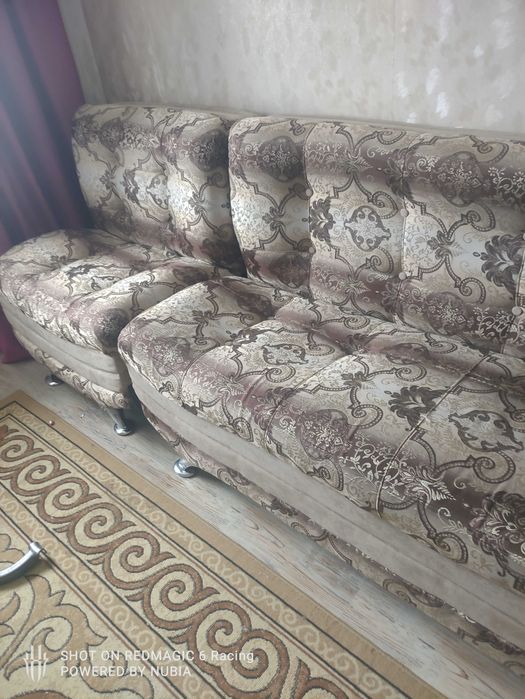 Продам диван срочно