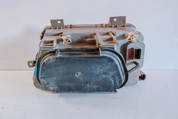 Far Dreapta Mercedes-Benz Sprinter prima generatie 903