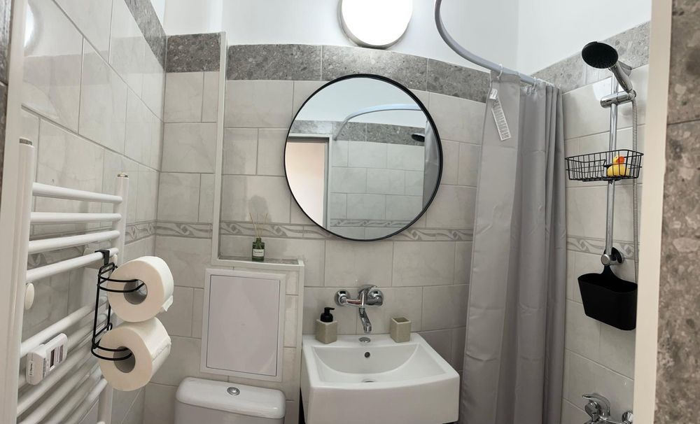 Продава се Двустаен апартамент в София, Център - 65 кв.м за 4385 €/кв.м - Снимка #9
