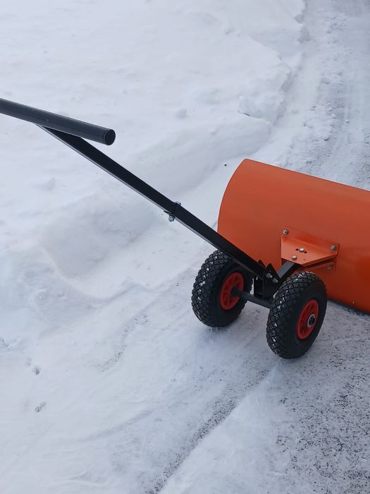 Продам лопату для очистки снега