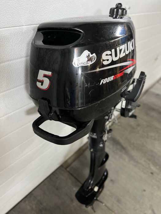 Мотор лодочный SUZUKI 5
