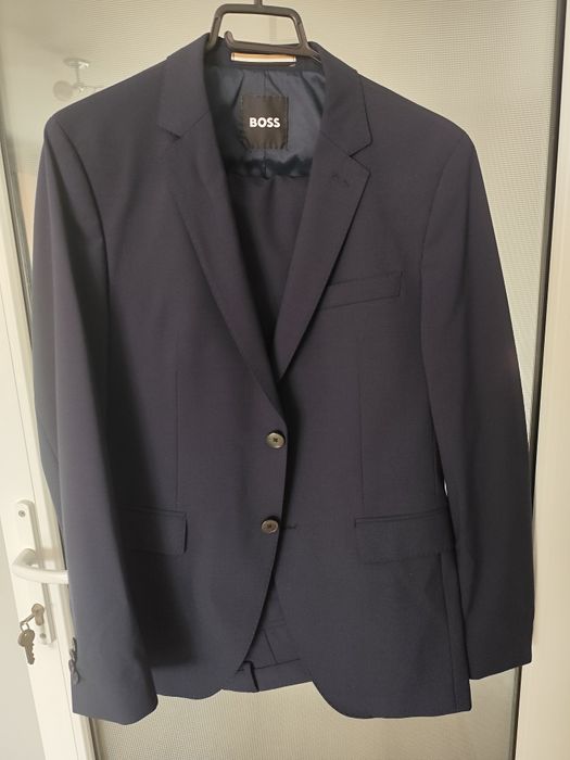 Costum Hugo Boss