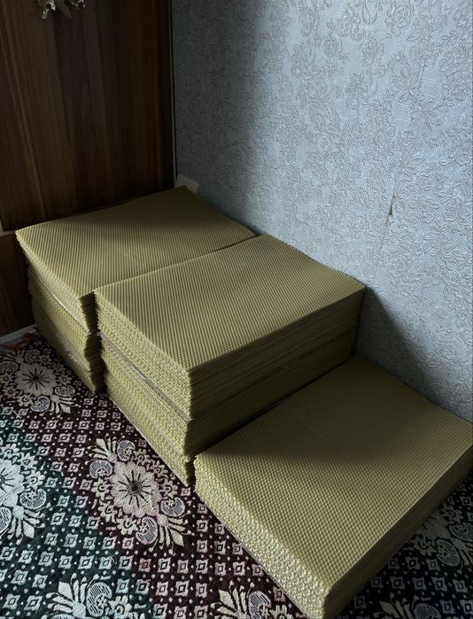 продам вощину, пачка 3кг