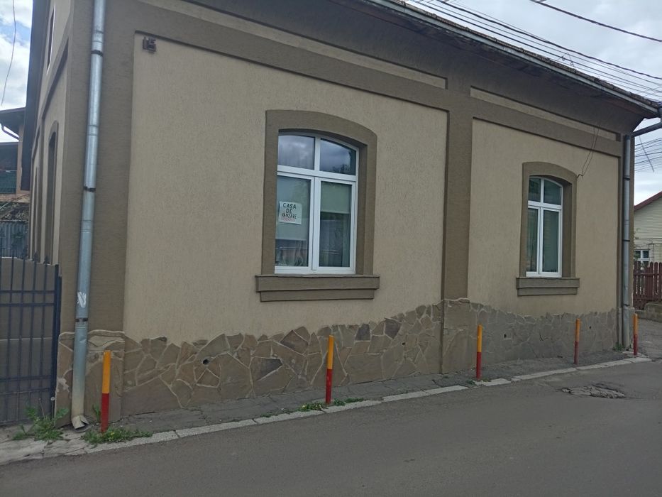 case de vânzare str. libertăți 15 radauti