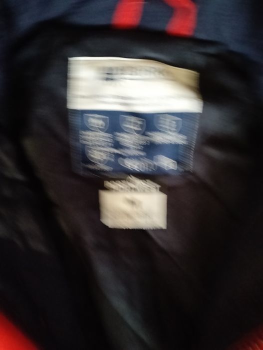 Қыстық сырт киім сатылымда