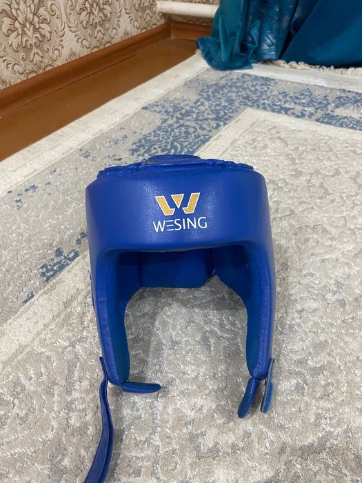 Боксерский перчатки