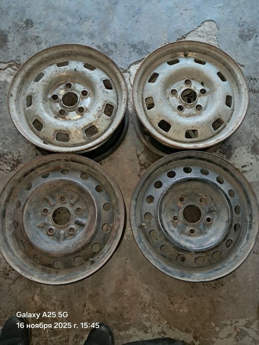 Продам диск р 15