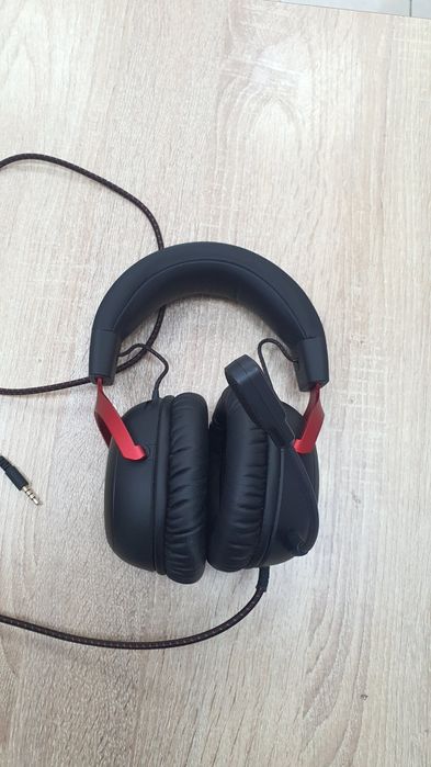 Наушники HyperX Cloud III