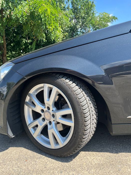 Mercedes Benz C200