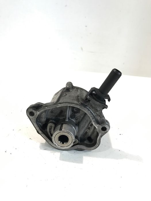 Вакуумна помпа за Mercedes W906 Sprinter 2.2 CDI Om651 (2010) A6512300165