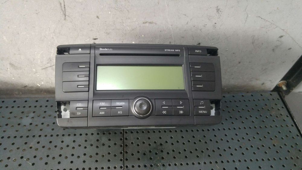Radio cd player mp3 skoda octavia 1z vp6sbf18c815ba 1z0035161c