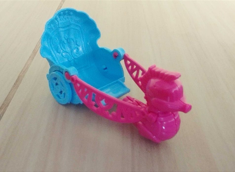 Мида-дом на малка русалка с обзавеждане - за игра