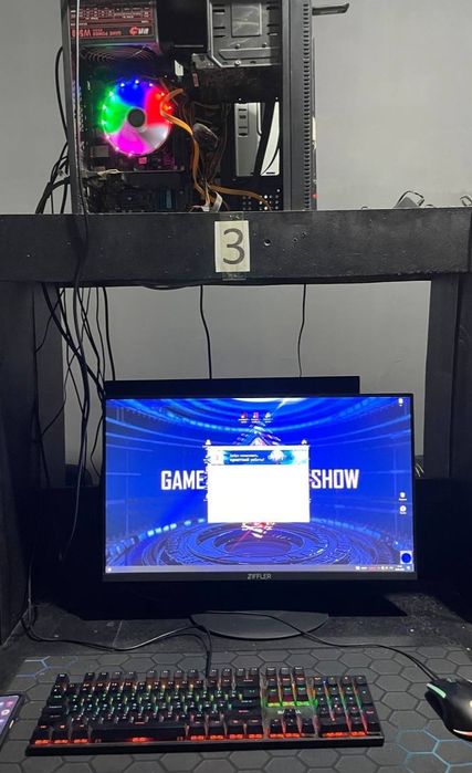 Game Club uchun 10 dona kompyuterlar stol stuli bilan sotiladi