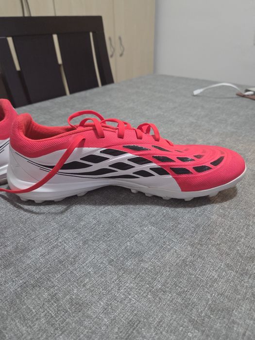 Стоножки Adidas Predator TF 43⅓ номер