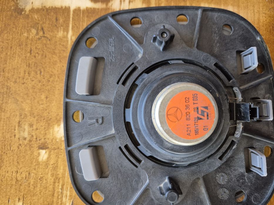 Logic7 Говорители Harman Kardon Мерцедес класа W211