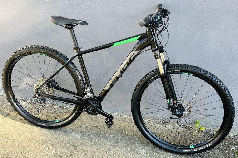 Bicicleta Mountain-Bike MTB CUBE Hardtrail marimea Mroti 29!
