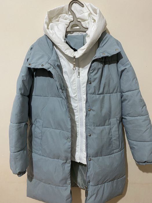 Весенняя  куртка  продам .