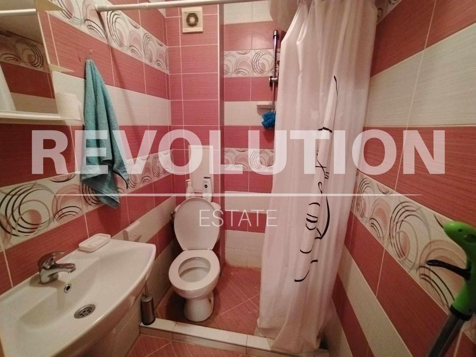 Дава се под наем Едностаен апартамент в Варна, Колхозен пазар - 30 кв.м за 250 € - Снимка #10