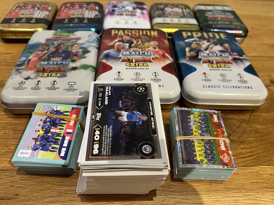 Продавам карти match attax extra и лимитирана карта