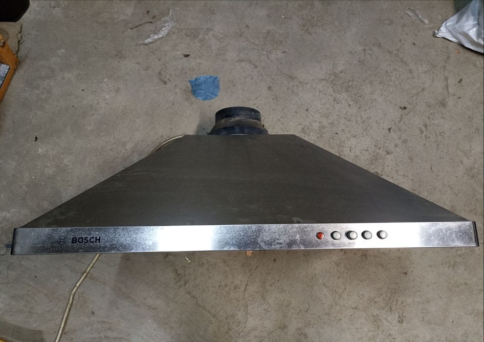 Кухонная вытяжка Bosch