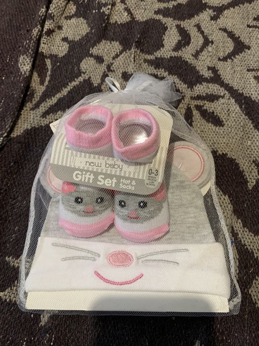 Дрехи нови и използвани до 3 год