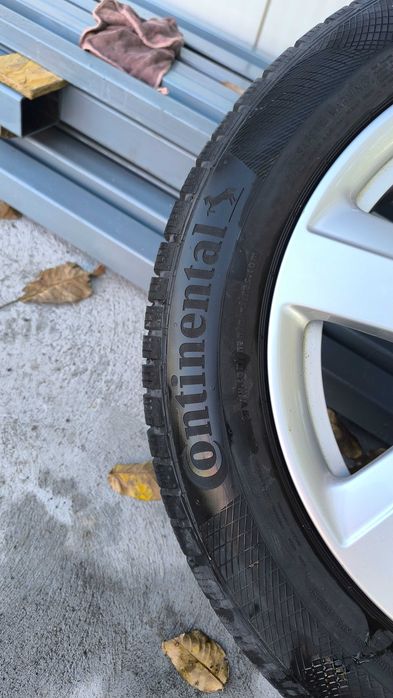 Оригинални джанти audi с гуми НОВИ зимни 17ц !!!