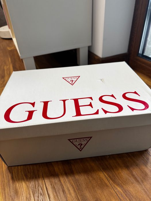 Мъжки обувки Guess