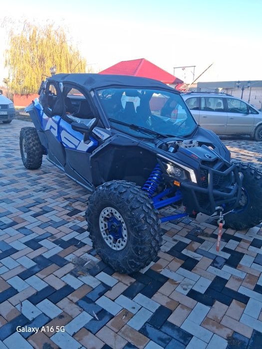 Can am Maverick X