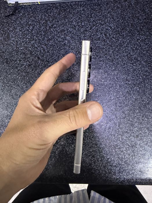 samsung s24 ultra pamit 12.512g holati ideal karea region oqip qlila