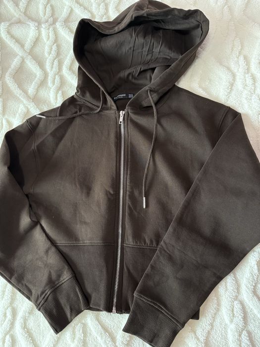 Горнище Stradivarius чисто нови