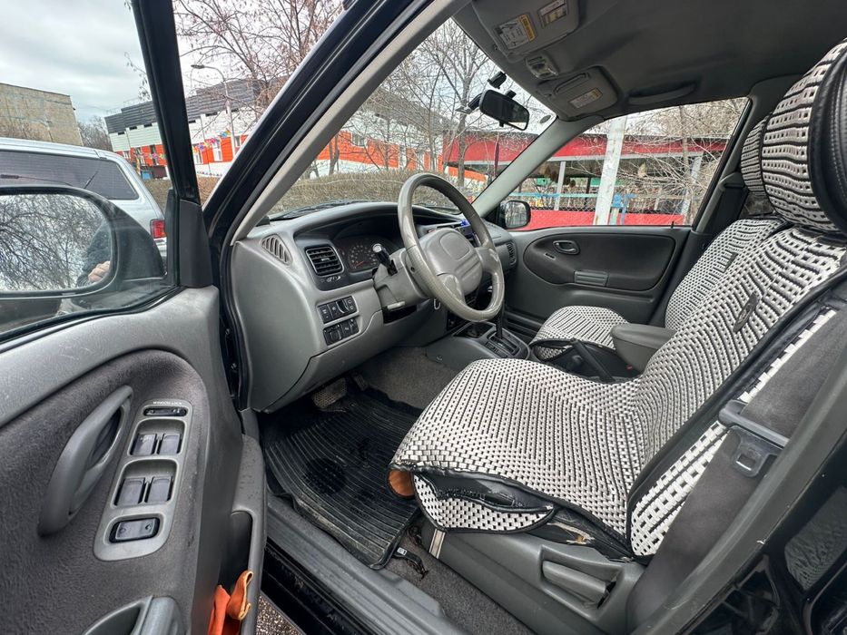 Suzuki grand vitara