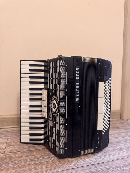 Продам аккордеон