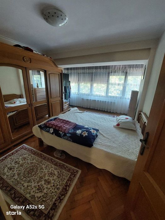 Apartament cu 3 camere