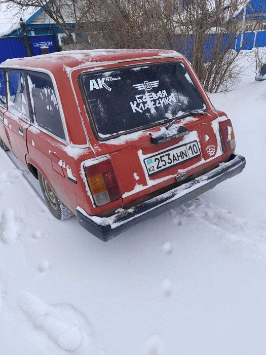 продам ваз 2104.