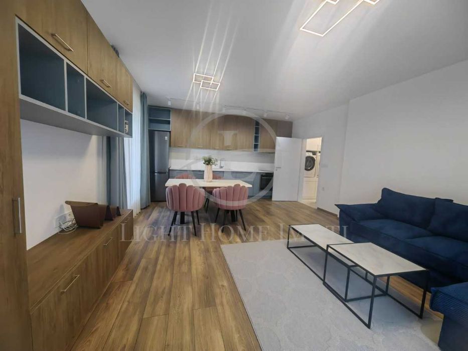 Продава се Двустаен апартамент в Пловдив, Христо Смирненски - 94 кв.м за 1953 €/кв.м - Снимка #1