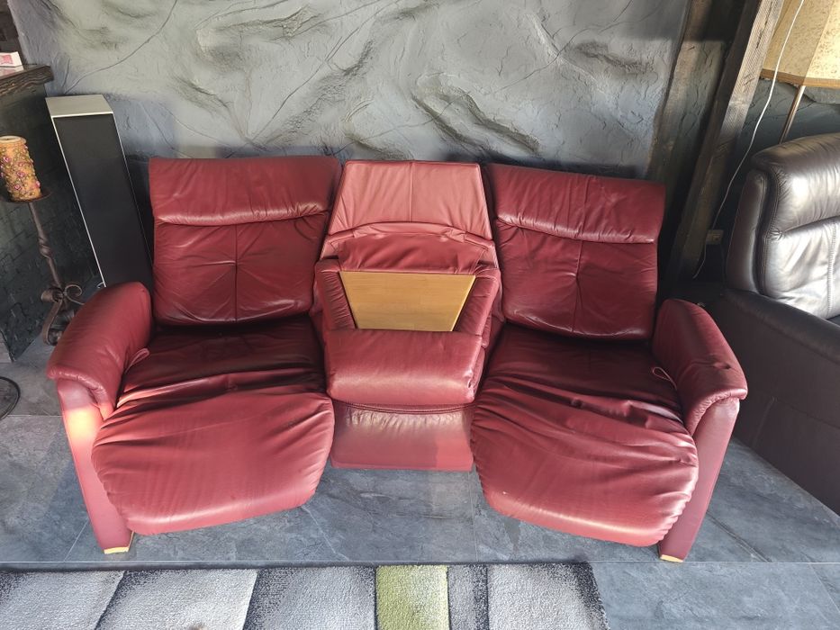 Vând canapele de piele extensibile CINEMA