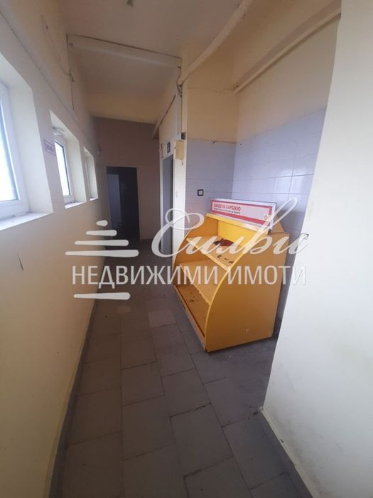 Дава се под наем Заведение в Шумен, 5-ти полк - 300 кв.м за 918 € - Снимка #7