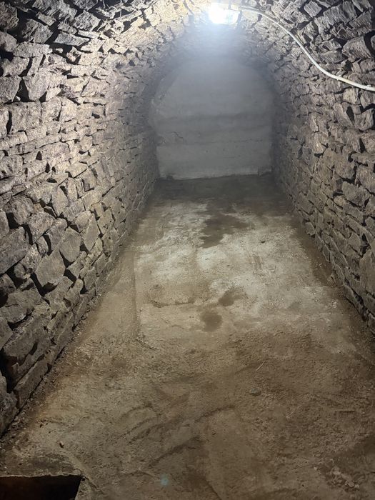 Casa de vanzare, ideala pentru spatiu comercial