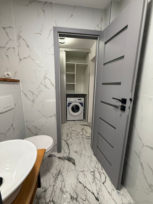 Inchiriez garsoniera Micro 3- G1