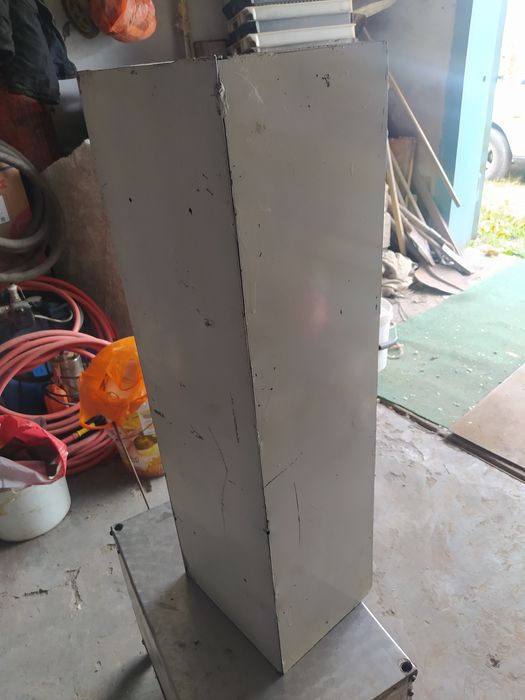 Сейф металлический