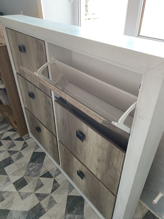 Обувница новый срочно продам