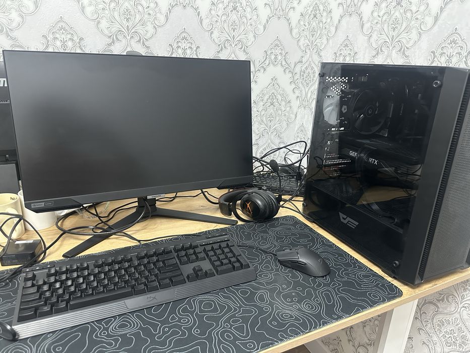 продам пк игровое мышь клава моник! ВСЕ ВМЕСТЕ!