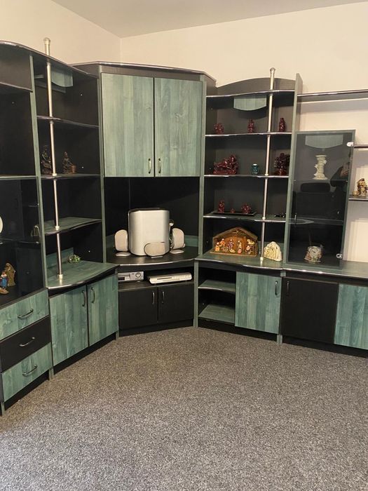 Dau in chirie ap cu 3 camere etajul 1 str Flamarion cartier Rogerius preț 350 euro