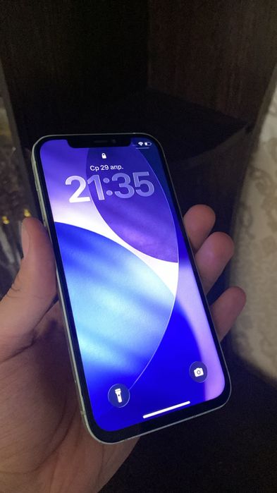 Продам айфон 12 во