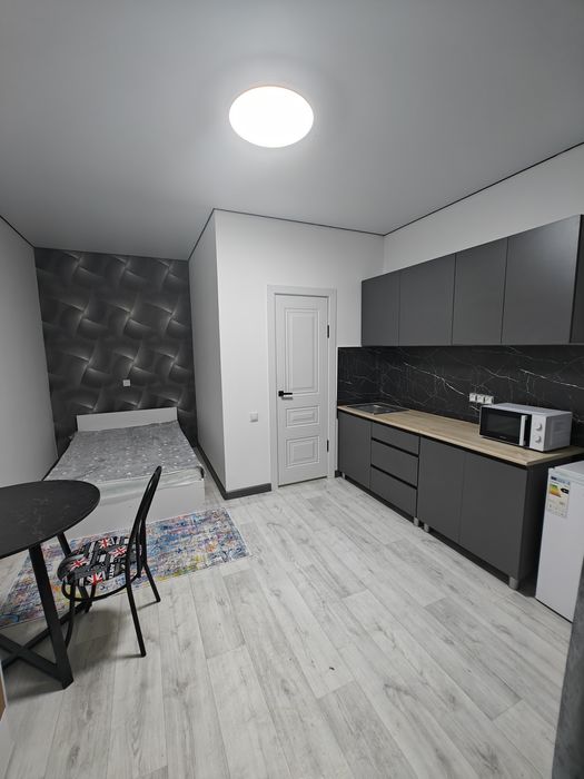 Сдается квартира студия Одной девушке.